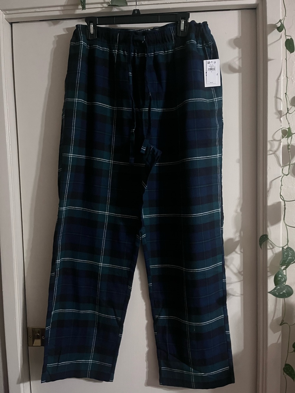 Old Navy Green and Navy Plaid Men's Pajama Pants, NWT
